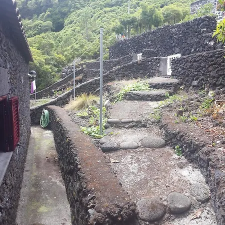 Adega Dos Terceira * Baia de Canas