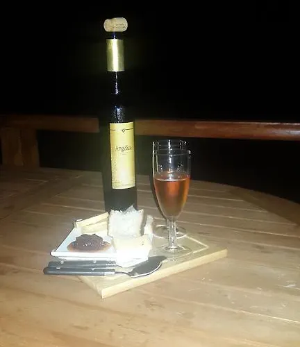 Adega Dos Terceira Baía de Canas